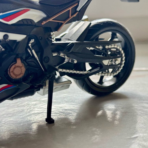 BMW S1000 RR miniature like new with rear suspension