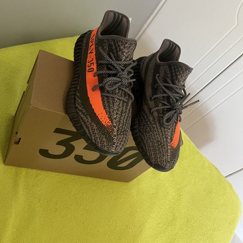 Adidas Yeezy Boost 350 V2 Carbon Beluga new, size 41.5