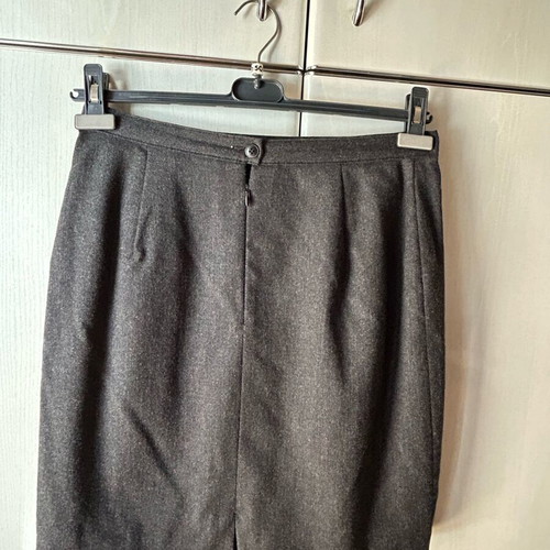 Wool skirt like new size 48