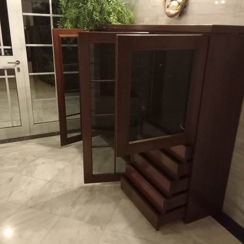 Showcase furniture with lighting like new, 3 pieces