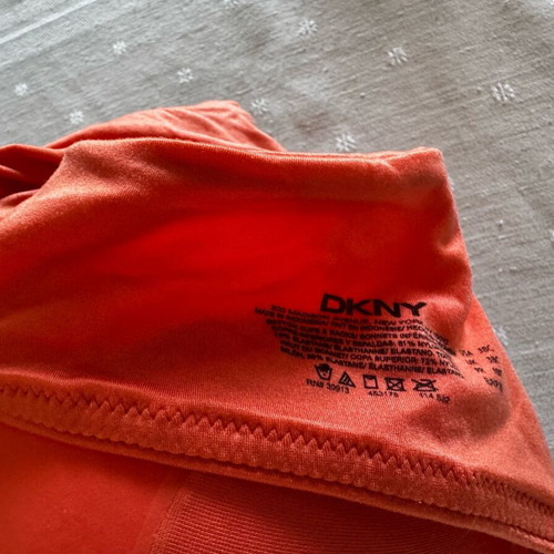 DKNY bra like new, sports style, coral with purple straps, 85C