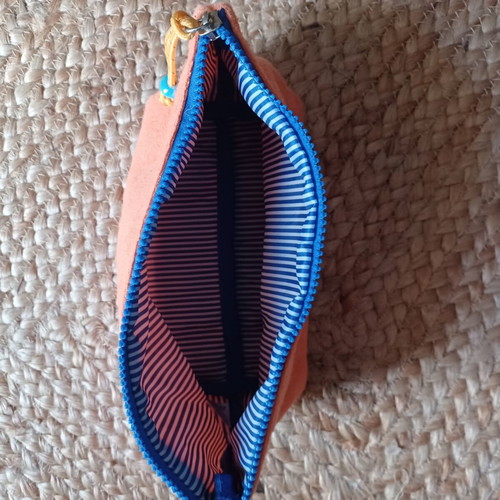 Vichy toiletry bag
