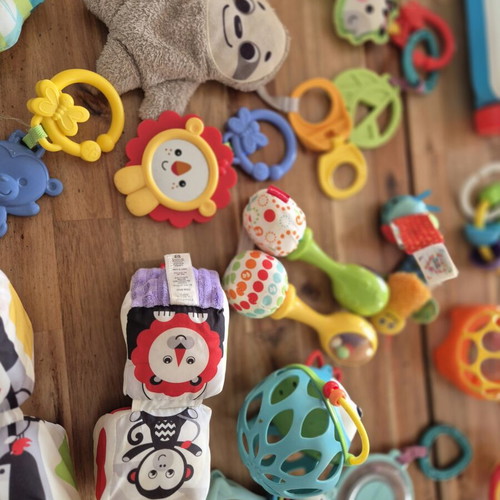 Baby toy set used, 30+ pieces with rattles and teethers
