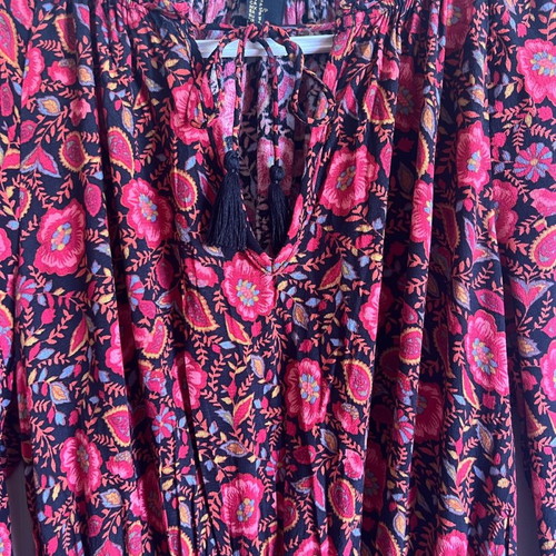 Floral dress new, with front tie and elastic waist, size S
