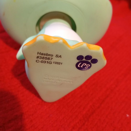Littlest Pet Shop Jumbo Deco Pet Penguin figure used