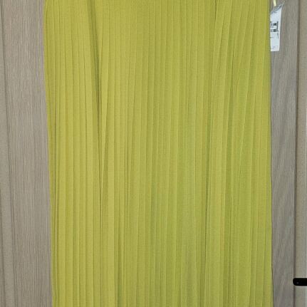 Yellow pleated dress Massimo Dutti size 38 like new