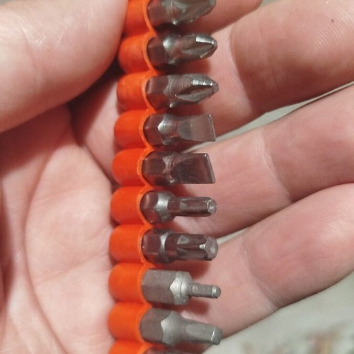 Ratchet screwdriver set new with bits and ergonomic handle