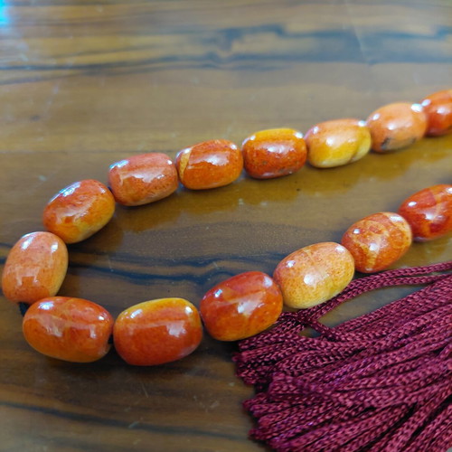 Worry beads from red coral root like new with 21+1 beads and silver elements