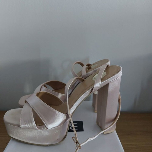 Luigi high-heeled sandals size 39 like new