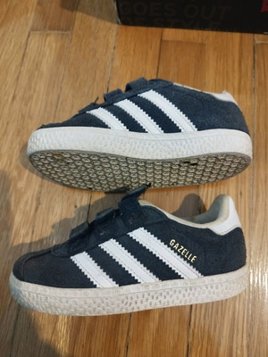 Adidas kids sport shoes used, size 24, white and blue