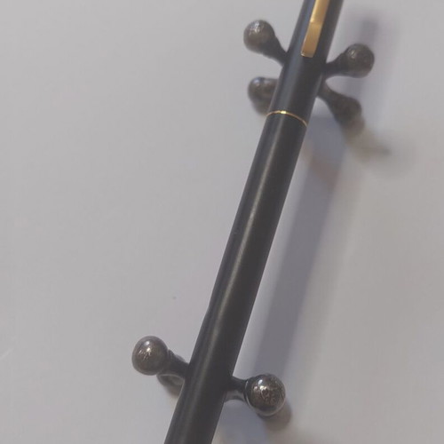 Aurora Hastil pen used