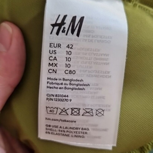 H&M bikini top like new, green textured fabric