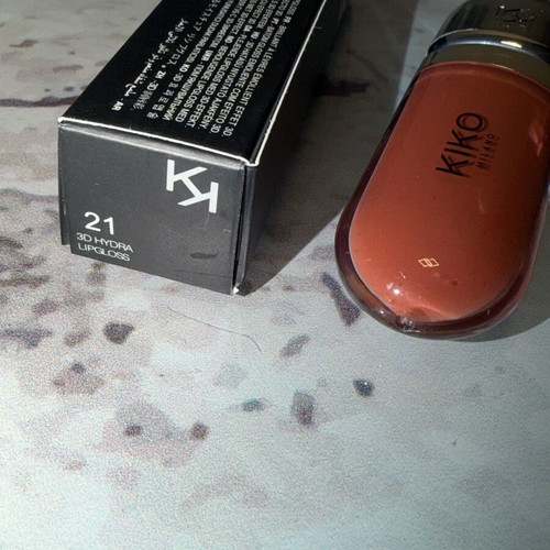 Kiko milano lip gloss 3D Hydra new, number 21