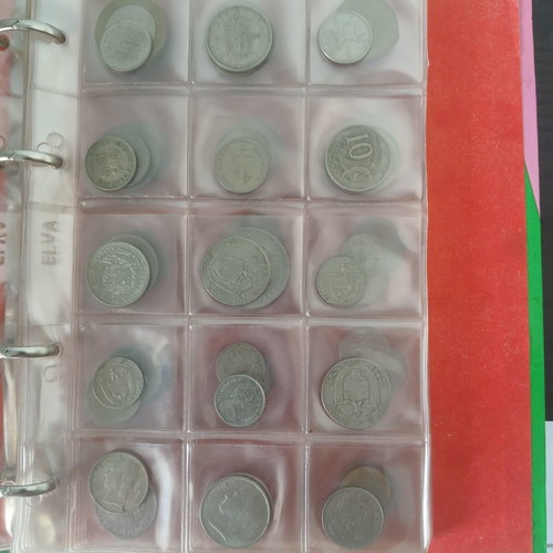 Coin collection used, 90 coins from various countries with case