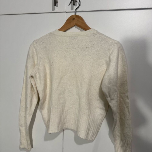White sweater like new, size XL