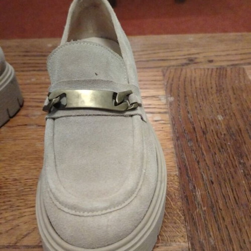 Tsakiris suede shoes size 37 like new, beige