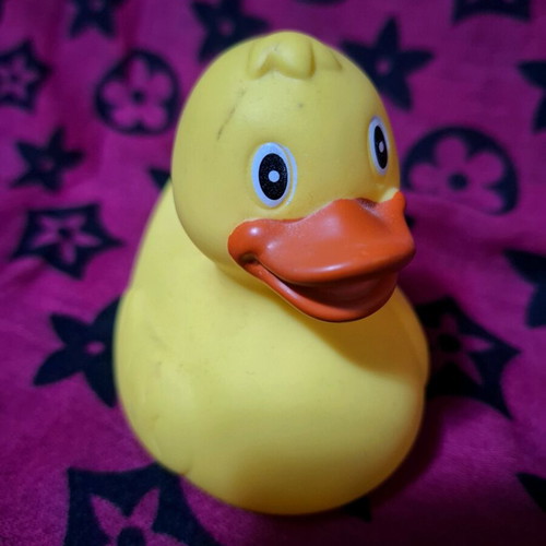 Bebe bath toy duck used