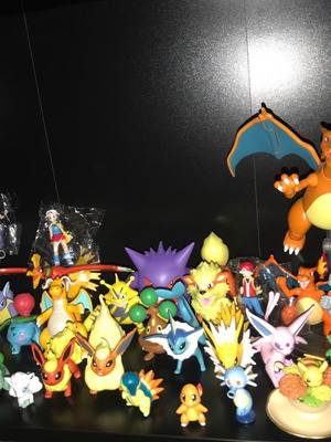 Συλλογή φιγούρες Pokemon νέες