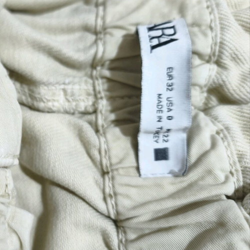 ZARA Paperbag High-Waist Jeans like new, size XXS, beige