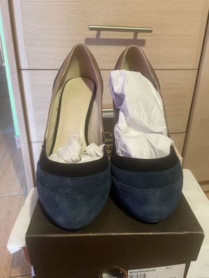 CafeNoir women's blue pumps size 39