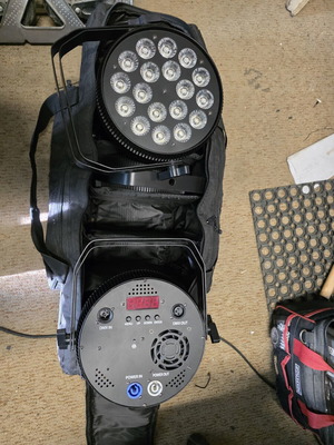 Led Flat Par 18x18w RGBWA+UV φώτα σαν καινούργια, πακέτο 25 με ασύρματο DMX