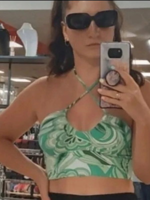 Bershka halter top like new, green, size S