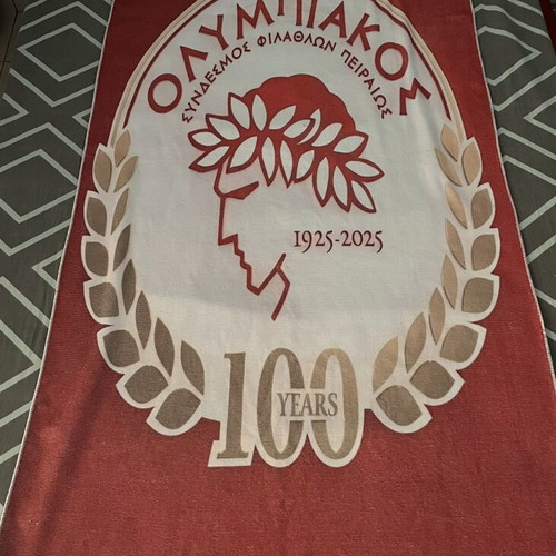 Olympiakos towel like new, 1.8m x 1m