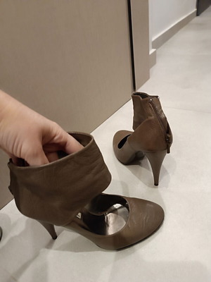 Zara brown ankle boot used, size 40 narrow fit