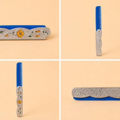 Pocket folding comb used, Art Nouveau style vintage