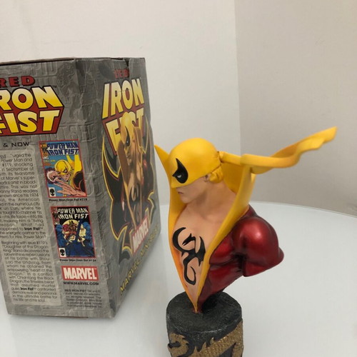 Iron Fist Red Variant Resin Bowen Bust new, Marvel Limited Edition