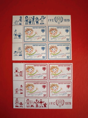 Collectible United Nations 1979 Stamp Set like new