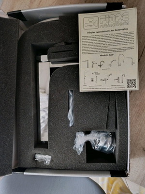 Fiore luxury washbasin faucet unused