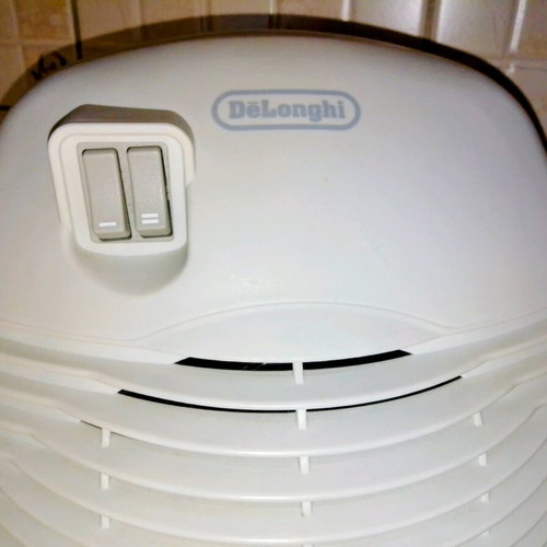 Delonghi bathroom fan heater 2000 What like new