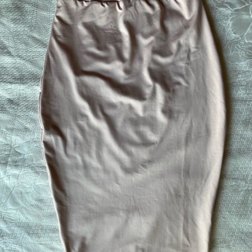 Oh Polly Pencil midi skirt like new, beige/pink, size M