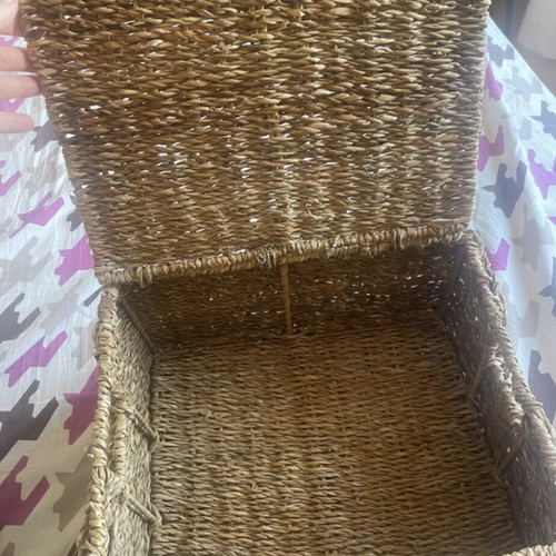 Wicker baskets set of 2, like new
