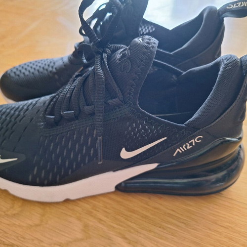 Nike Air Max 270 kids shoes like new, black and white, size 40