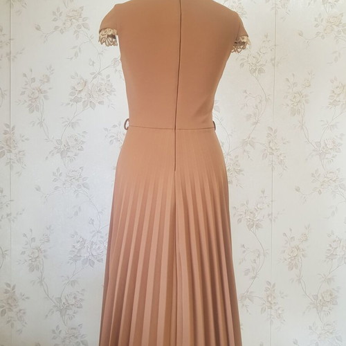 Dress Desiree size S like new, brown pleated with lace details
