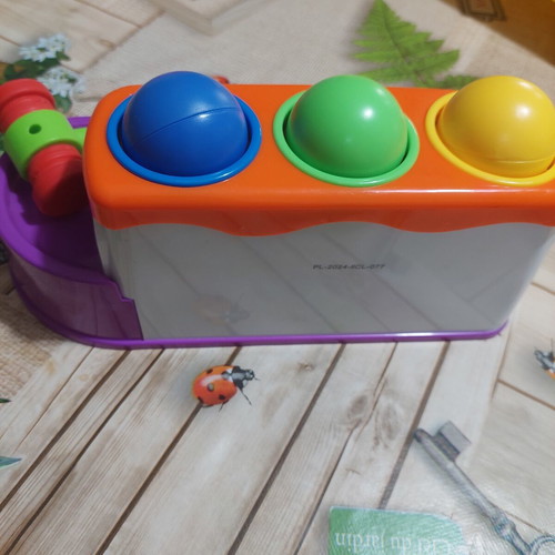 Baby educational toy with hammer and 3 colored bars