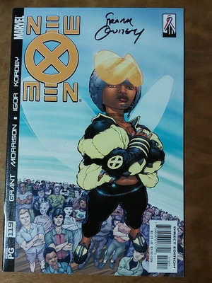 New X-men #119 used with Frank Quitely signature