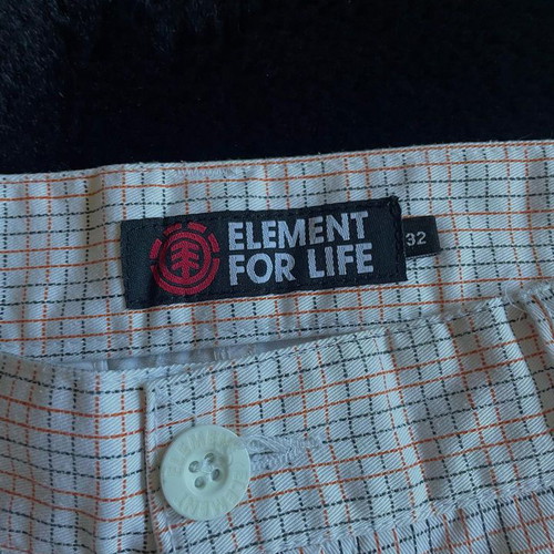 Element bermuda shorts used in good condition