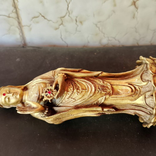 Quan Yin bronze statue like new with red rhinestones