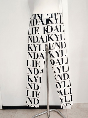 Kendall + Kylie Leggings new, white and black, XL (42)
