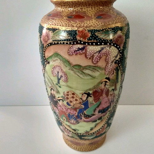 Satsuma vase used, height 26cm