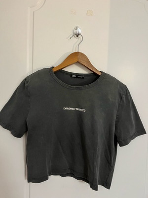 Zara crop top with shoulder pads like new, gray, size M