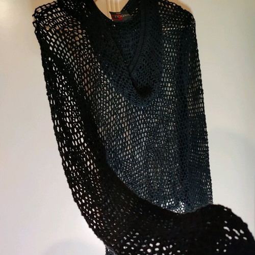 Unisex perforated blouse new, black knitted with hood