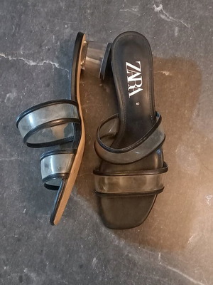 Zara black transparent sandals size 40 like new