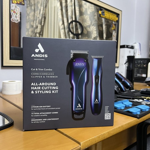 Andis Envy Galaxy hair clipper like new