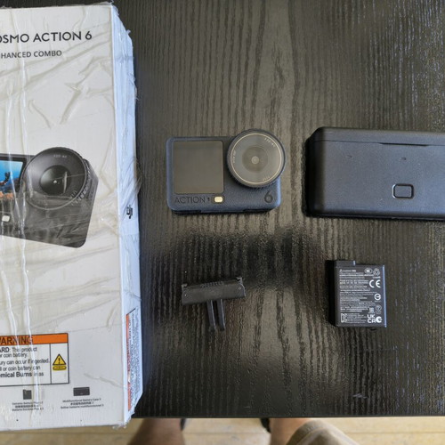 DJI Osmo Action 6 camera like new with extra battery and triple charger