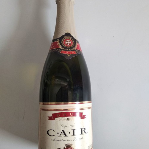 Cair champagne used, brut-demisec, vintage label