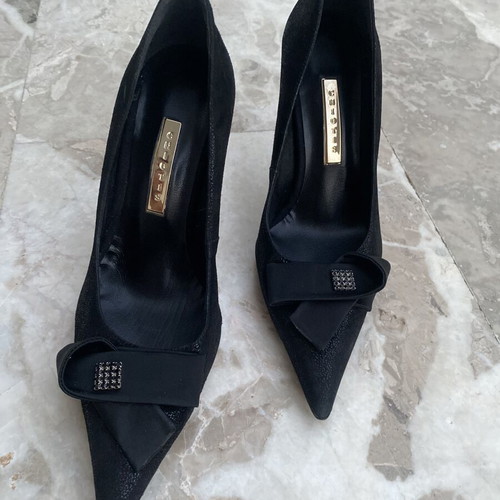 Pumps new leather with pointed toe, 9 cm heel, black